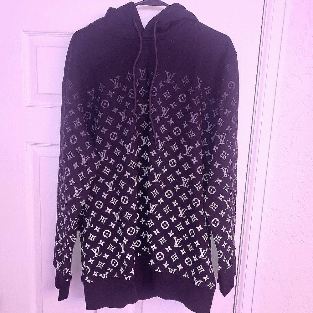 Mens Louis Vuitton Monogram Gradiant Hoodie Size XL - Picture 1 of 3